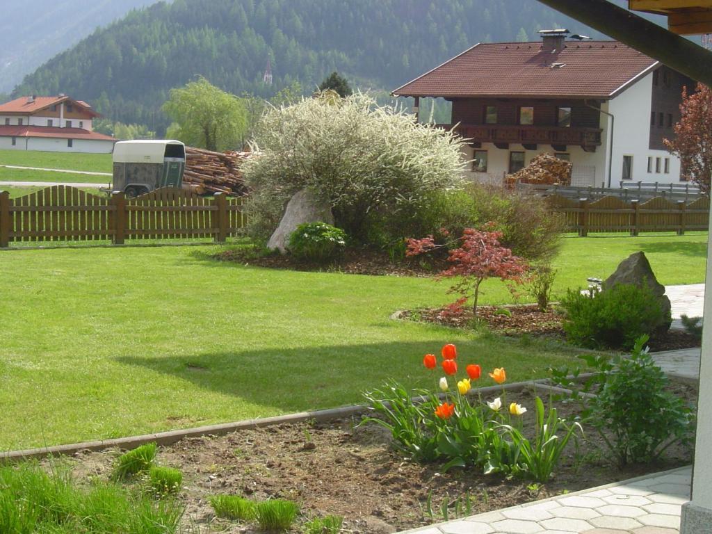 Gstreinhof Längenfeld Værelse billede